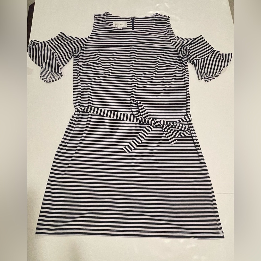 Donna Morgan Black and White Ruffled Wrap Dress
